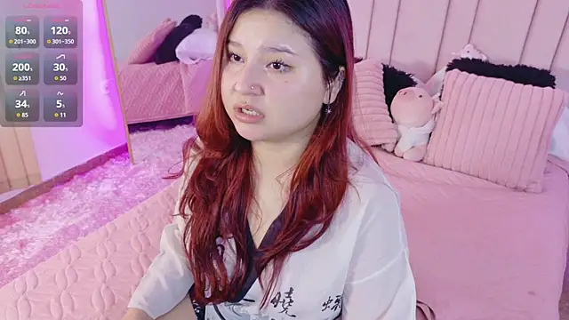 Snapshot of Hanaa_rosse chatting on 01/19/26, 01:15 Hanaa rosse online show from 01/19/26, 01:15