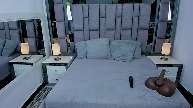 EMMAHILL1 online show from 04/13/26, 11:16