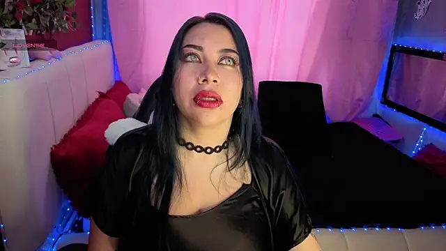 Snapshot of nathalie_zanettii chatting on 06/04/26, 04:02 nathalie zanettii online show from 06/04/26, 04:02