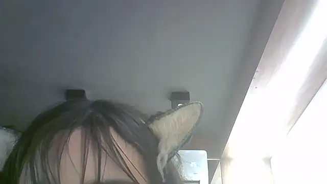 Skinny-Kitten online show from 02/26/26, 09:41