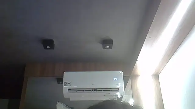 Skinny-Kitten online show from 04/14/26, 04:07