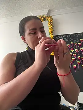 Abril Luv online show from 10/01/25, 12:44