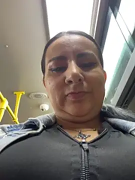 Abril Luv online show from 02/13/26, 12:17