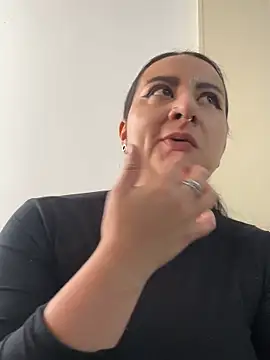 Abril Luv online show from 02/23/26, 01:19