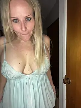 Sexual Lovable Doll online show from 03/23/25, 07:20