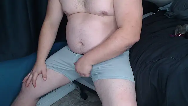 Snapshot of valhallacouple420 chatting on 01/16/25, 12:12 valhallacouple420 online show from 01/16/25, 12:12