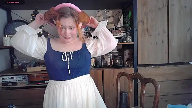 FluffyRainbowKity online show from 12/05/25, 11:08