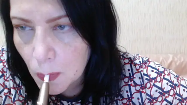 Snapshot of Mirabelle_Sweet chatting on 10/23/25, 12:37 Mirabelle Sweet online show from 10/23/25, 12:37