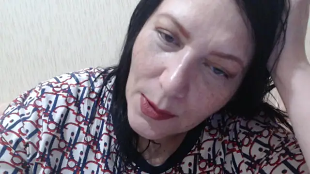 Snapshot of Mirabelle_Sweet chatting on 11/07/25, 07:41 Mirabelle Sweet online show from 11/07/25, 07:41