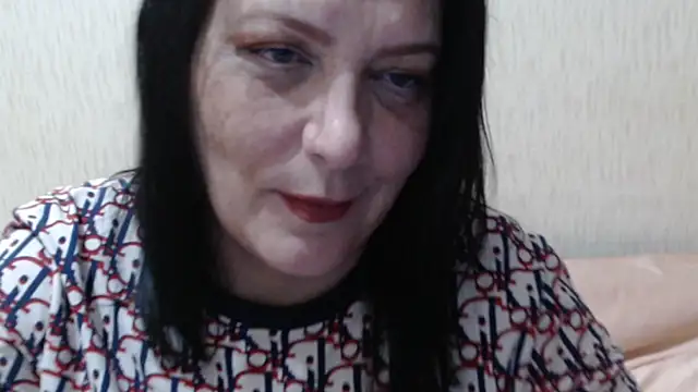 Snapshot of Mirabelle_Sweet chatting on 12/04/25, 07:11 Mirabelle Sweet online show from 12/04/25, 07:11
