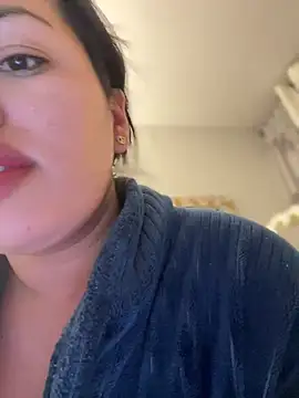 Snapshot of andra_rose chatting on 01/16/25, 06:03 andra rose online show from 01/16/25, 06:03