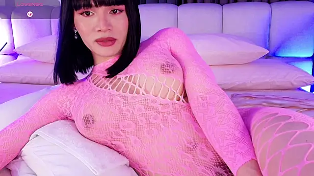 sweetieluna01 online show from 11/23/25, 01:16