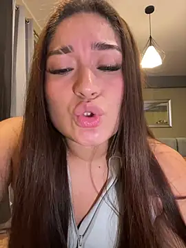 LuceroRm online show from 07/03/26, 03:57