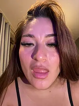 LuceroRm online show from 07/08/26, 03:44