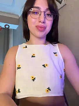 Tasty Nora online show from 02/04/25, 07:51