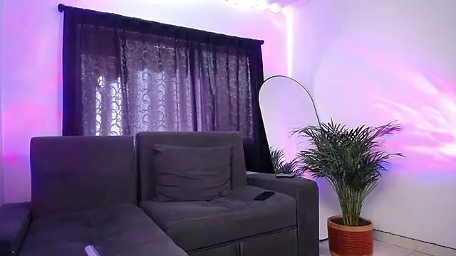 Snapshot of xxxvandersexxx chatting on 01/23/25, 03:43 xxxvandersexxx online show from 01/23/25, 03:43