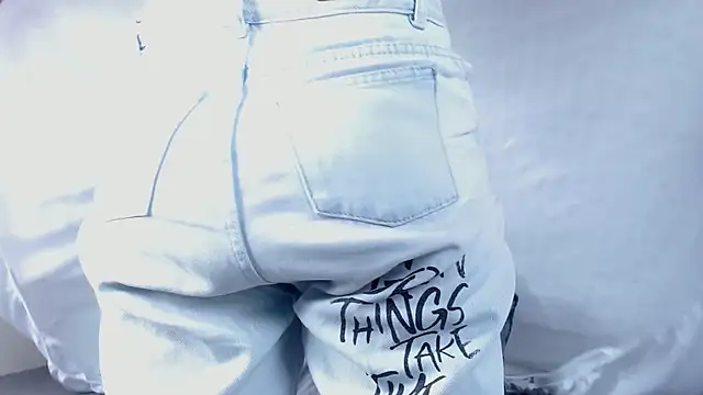 EmmaWilliamss online show from 01/17/26, 05:27