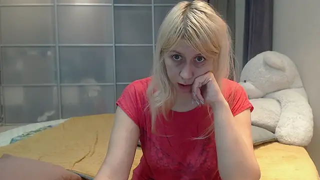 KyliePag online show from 01/17/26, 05:34