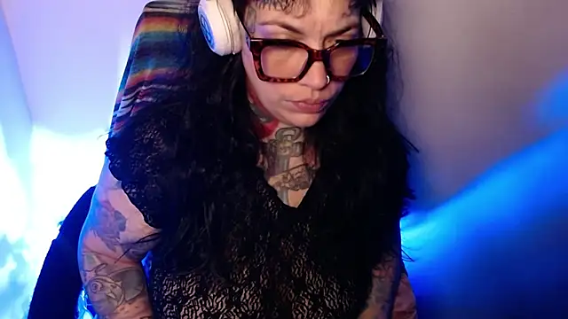 VampGirl1 online show from 01/07/26, 07:33