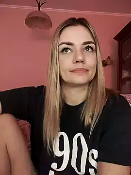 KrissSexi online show from 03/19/25, 10:00