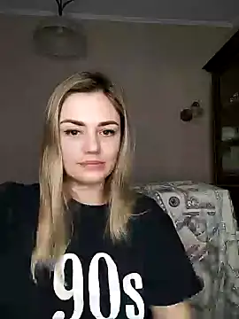 KrissSexi online show from 03/19/25, 05:28