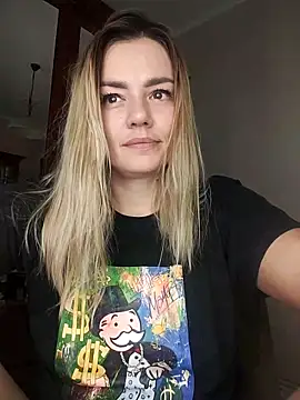 KrissSexi online show from 09/11/25, 06:19