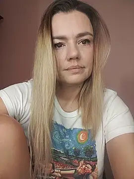 KrissSexi online show from 11/20/25, 06:13