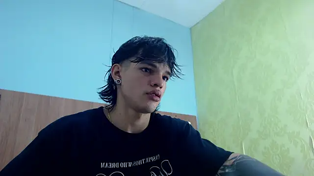 AlbertBernal69 online show from 03/10/25, 02:28