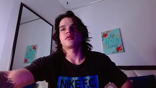 AlbertBernal69 online show from 09/12/25, 02:00