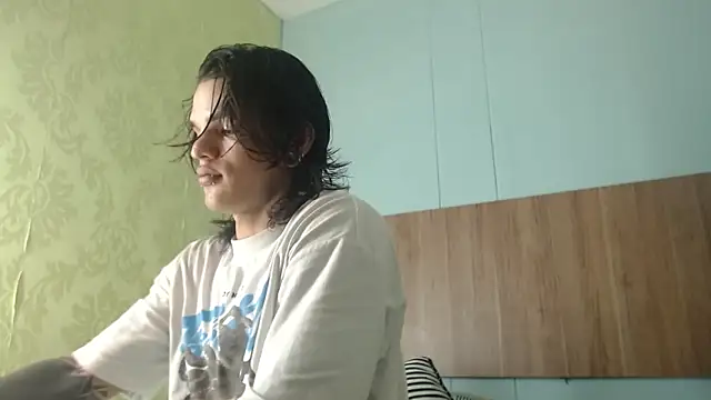 AlbertBernal69 online show from 09/24/25, 03:10