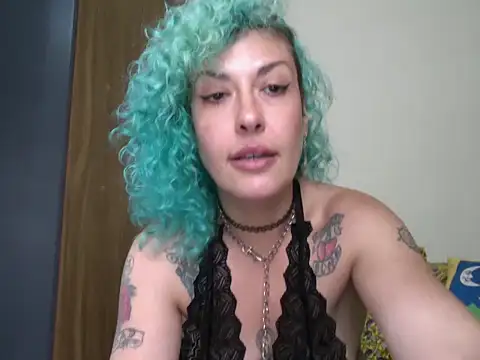 Snapshot of MariLouM chatting on 03/03/26, 05:30 MariLouM online show from 03/03/26, 05:30