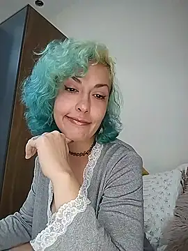 Snapshot of MariLouM chatting on 05/14/26, 06:26 MariLouM online show from 05/14/26, 06:26