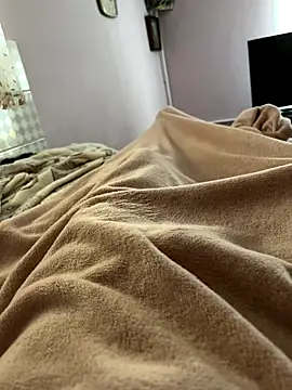 mihaixxx1 online show from 10/29/25, 01:46