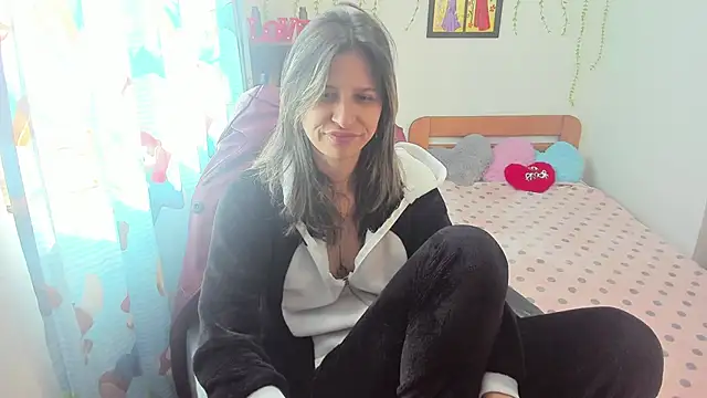 lauren ashlee online show from 09/20/25, 01:34