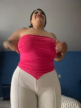 Insane Issa online show from 02/13/25, 08:13