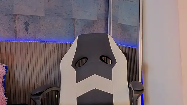 MishaKinki online show from 11/07/25, 07:14