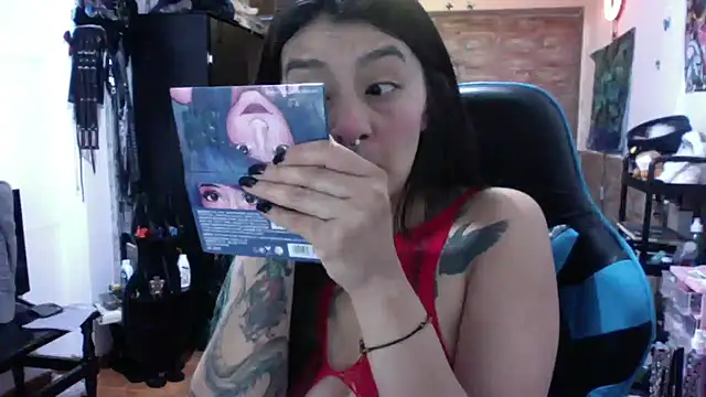 AngelaQueen  online show from 11/17/25, 03:29