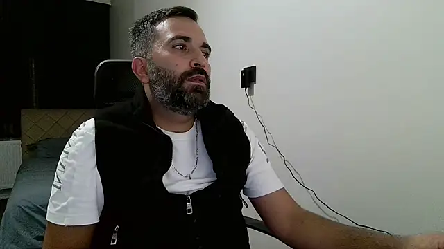 tgltplsr online show from 10/17/25, 10:56