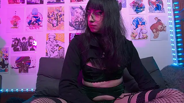 snowblack  online show from 01/08/25, 02:14