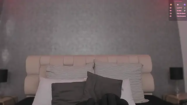 Snapshot of lena_banks chatting on 03/07/25, 09:06 lena banks online show from 03/07/25, 09:06