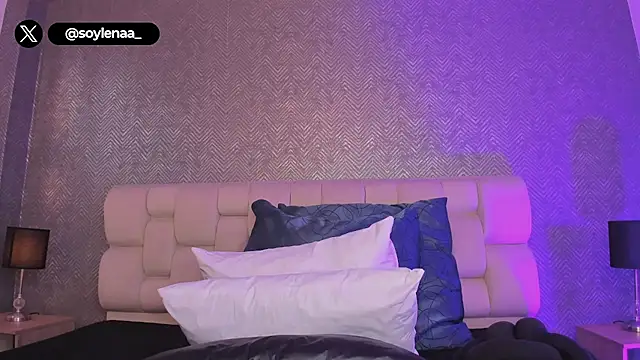 Snapshot of lena_banks chatting on 09/13/25, 09:36 lena banks online show from 09/13/25, 09:36