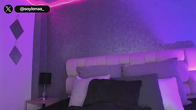 lena banks online show from 11/03/25, 10:21