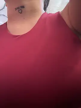 LunaBaker-1 online show from 10/16/25, 07:48