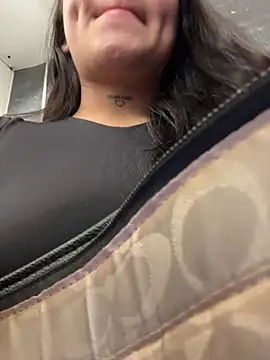 LunaBaker-1 online show from 11/22/25, 08:08