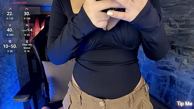 LunaBaker-1 online show from 03/08/26, 02:04