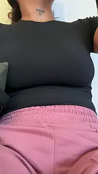 LunaBaker-1 online show from 04/17/26, 07:00