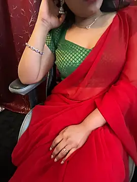 Snapshot of LuscousPussy chatting on 03/18/25, 05:10 LuscousPussy online show from 03/18/25, 05:10