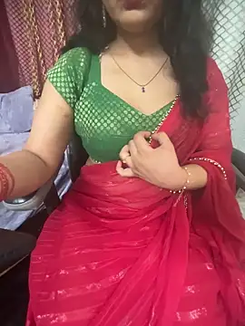 Snapshot of LuscousPussy chatting on 11/23/25, 06:52 LuscousPussy online show from 11/23/25, 06:52