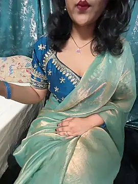 Snapshot of LuscousPussy chatting on 03/03/26, 06:25 LuscousPussy online show from 03/03/26, 06:25