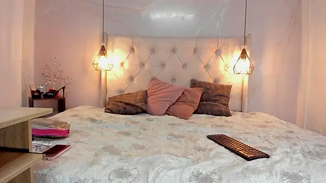 Snapshot of SakuraLee_ chatting on 01/17/26, 01:38 SakuraLee online show from 01/17/26, 01:38